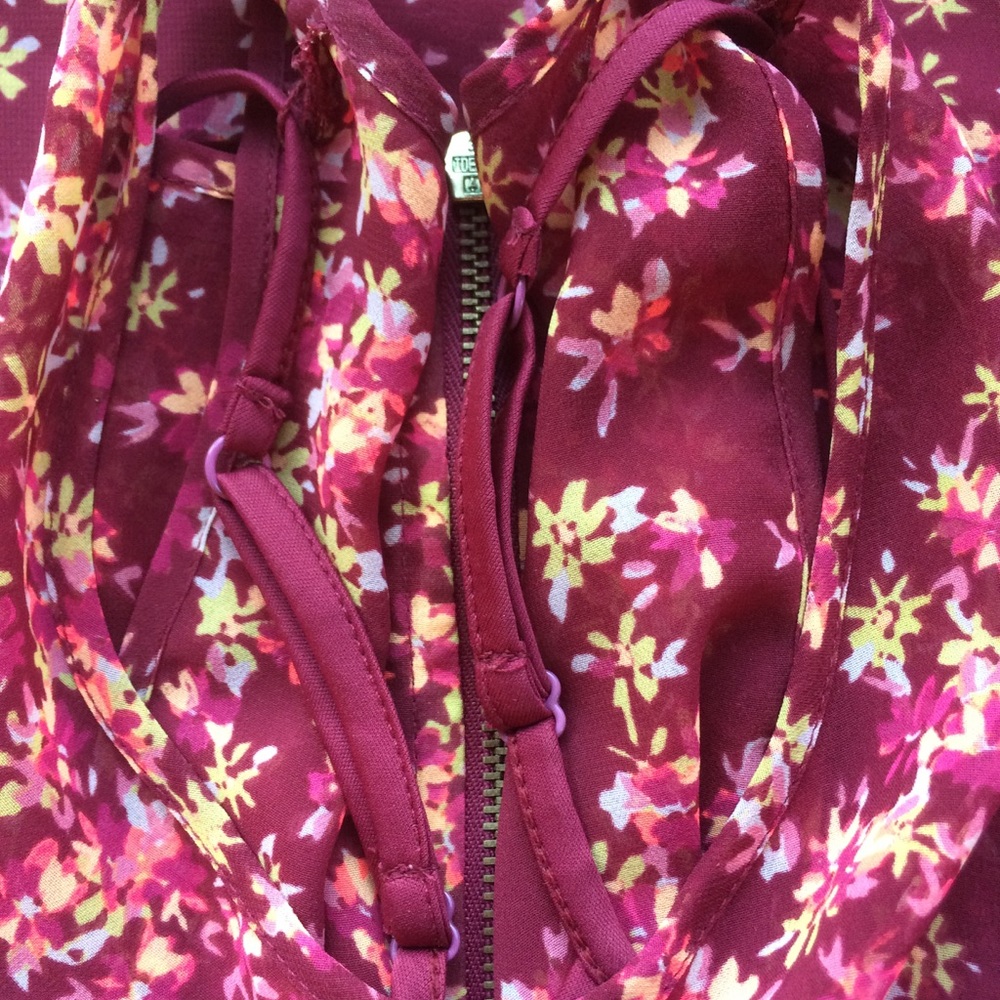 Red Floral Summer Dress from Express - Picture 7 of 7